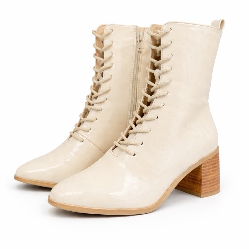 Women Lace Up Granny Boots Sz 6 Cream Faux Patent Leather Block Heel Minimalist‎
